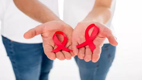 Lagu Usah Kau Lara Sendiri Semangati Penderita AIDS Jalani Hidup - GenPI.co