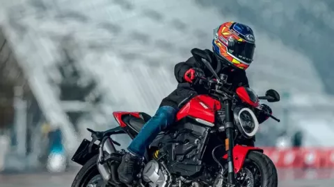 Ducati Monster 2021 Siap Menggebrak, Spesifikasinya Sangar - GenPI.co