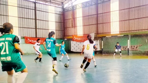 Pekan ke-14 Woman Futsal League Sangat Menarik - GenPI.co