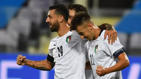 Italia vs Moldova 6-0: Rekor Mancini Luar Biasa - GenPI.co