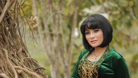 Lies Damayanti: Banyak yang Puas Pakai Sarita Beauty - GenPI.co