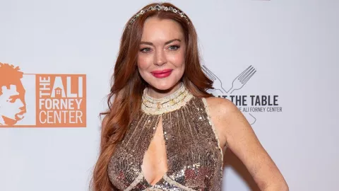 Langgar Kontrak Kerja, Lindsay Lohan Dituntut Rp 5 Miliar - GenPI.co