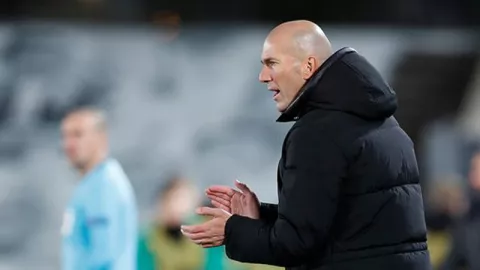 Zinedine Zidane, Penyihir Seutuhnya, Merdeka Sepenuhnya - GenPI.co