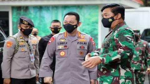 Duet Panglima TNI dan Kapolri Listyo Sigit Menggetarkan Jiwa - GenPI.co