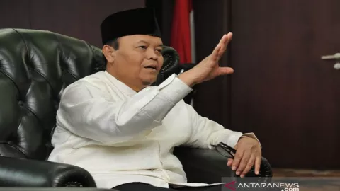 Hidayat Nur Wahid Sindir Risma, Isinya Keras Banget - GenPI.co