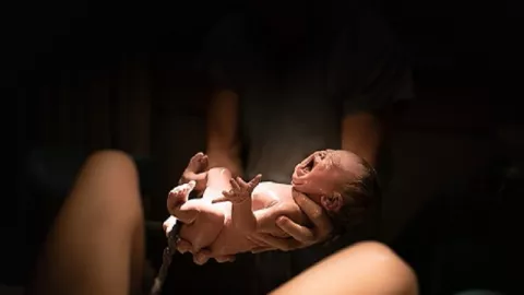 Mom, Waspada Cacat Lahir Pada Bayi dan Cara Mencegahnya - GenPI.co