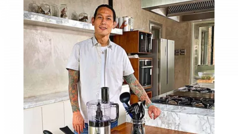 Chef Juna, Juri Masterchef yang Dapur di Rumahnya Mewah Banget - GenPI.co
