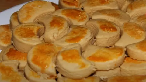 Pakai Selai Aja, Resep dan Cara Bikin Kue Kacang Enggak Ribet - GenPI.co