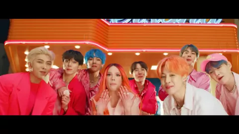 Halsey Bakal Hadir dalam Konser Tahun Baru Bersama BTS - GenPI.co