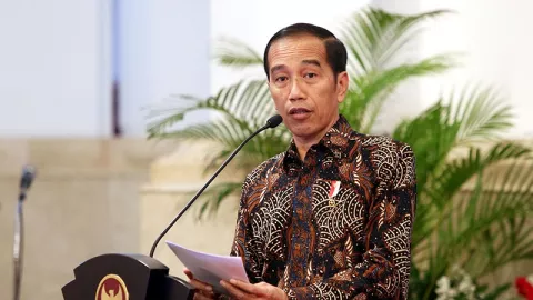 Menkes Gunakan Data KPU, Rocky Gerung Bikin Jokowi Tutup Muka - GenPI.co
