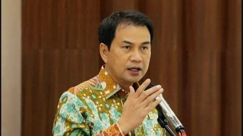 Nasib Azis Syamsuddin di Tangan MKD, Peneliti: Ada 2 Pilihan! - GenPI.co