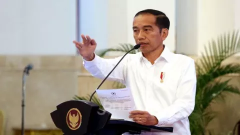 Jokowi Harus Waspada, Ada Mafia di Balik Isu Reshuffle Kabinet - GenPI.co
