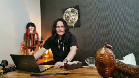 Mbah Mijan Terawang Prabowo, Sandi, dan Anies di 2021, OMG! - GenPI.co