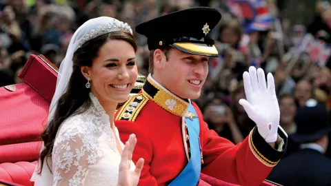 Penuh Makna, 4 Tradisi dalam Royal Wedding Kerajaan Inggris - GenPI.co