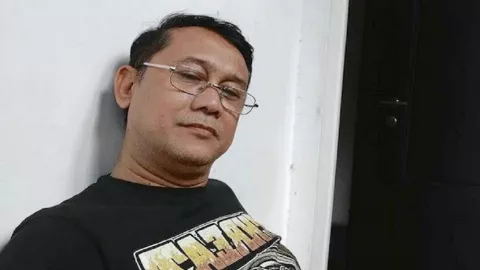 Politikus Gerindra Minta Denny Siregar Bertobat - GenPI.co
