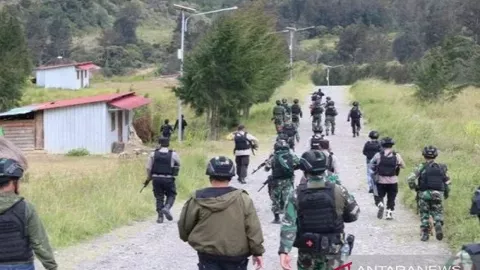 Digempur Pasukan Setan, 3 Teroris KKB Papua Tak Berkutik - GenPI.co