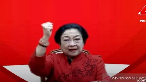 Kader PDIP Sumbar Bergemuruh, Dukung Megawati Pimpin PDIP Kembali - GenPI.co