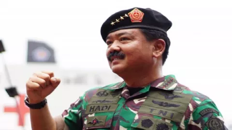 Anak Buah Prabowo Desak Hadi Tjahjanto Mundur dari Panglima TNI - GenPI.co