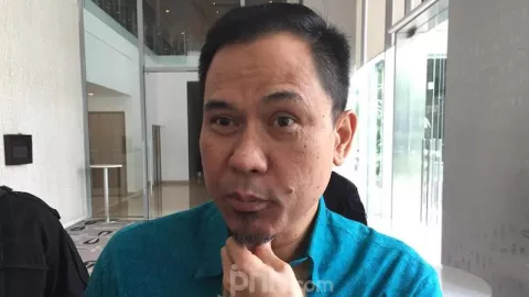 Denny Siregar Bongkar Fakta FPI dan Munarman, Ngeri-ngeri Sedap - GenPI.co