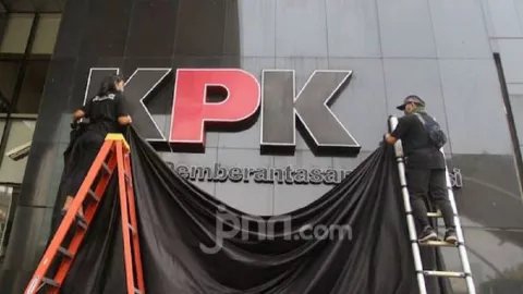 PKS Meradang, KPK Pecat 51 Pegawai Tak Lolos TWK - GenPI.co