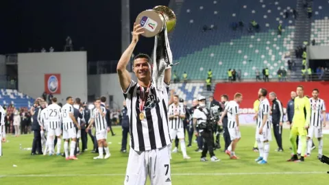 Juara Coppa Italia, Cristiano Ronaldo Beri Kode - GenPI.co