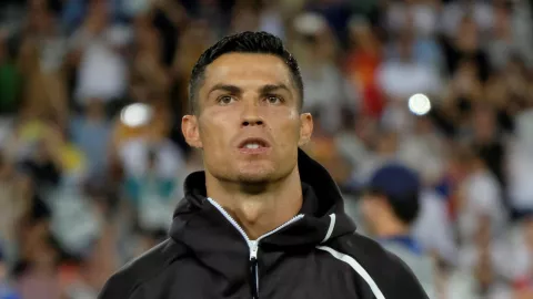 Sisi Kelam Ronaldo Dikuliti, Siap-siap Kariernya Hancur - GenPI.co
