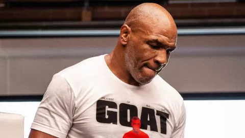 Tahu Diri, Mike Tyson Merinding Membayangkan Lawan Muhammad Ali - GenPI.co