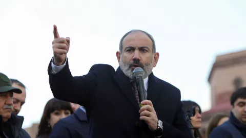Kalah Perang, Perdana Menteri Armenia 'Kabur' - GenPI.co