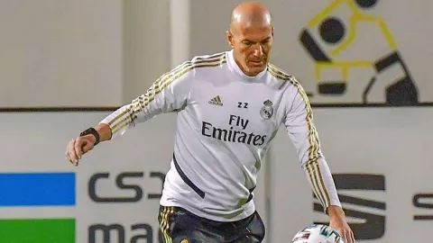 Eibar vs Real Madrid Jadi Laga Terakhir Zinedine Zidane? - GenPI.co