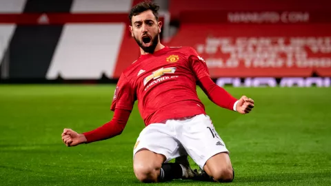 Hancurkan Liverpool, Bruno Fernandes Cetak Sejarah di Man United - GenPI.co