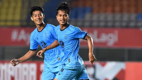 Hasil Pertandingan Piala Menpora: Persela Tahan Madura United - GenPI.co