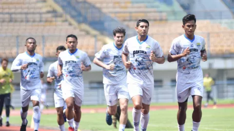 Link Live Streaming Piala Menpora: Persib vs Bali United - GenPI.co