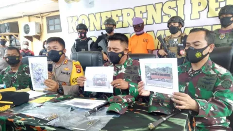 Polri dan TNI Bersatu, Simpatisan KKB Langsung Jumpalitan - GenPI.co