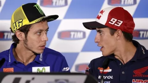 Marquez Comeback, Rossi Langsung Minder, Ucapannya Bergetar - GenPI.co