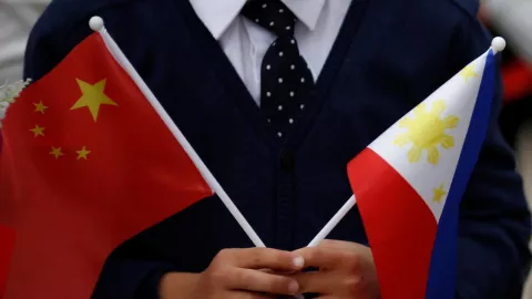 Nyali Filipina Besar Juga, China Ditantang Langsung! - GenPI.co