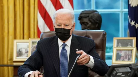 Perang Dingin, Joe Biden Batasi Hubungan dengan Arab Saudi - GenPI.co