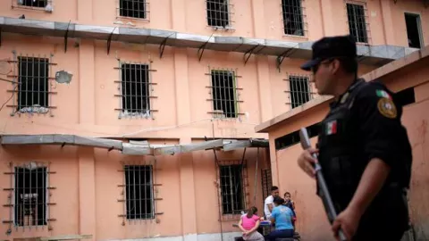 Duh, 400 Tahanan Kabur, 24 Orang Tewas Membusuk di Penjara Haiti - GenPI.co