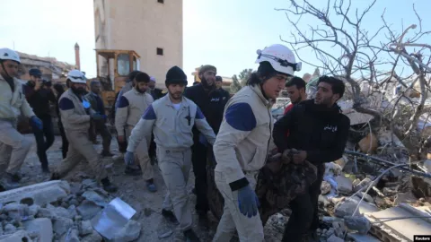 Rudal Setan Suriah Menancap di Rumah Sakit Idlib, Warga Gemetaran - GenPI.co