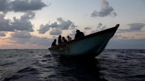 1000 Migran Diamankan di Laut Mediterania, Kondisinya Mengenaskan - GenPI.co