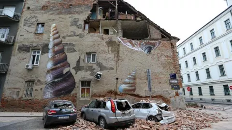 7 Orang Tewas dan Puluhan Korban Luka-luka Akibat Gempa Kroasia - GenPI.co