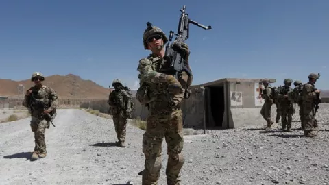 Pasukan Afghanistan Tempur Lawan Taliban, Kehebatannya Dahsyat - GenPI.co