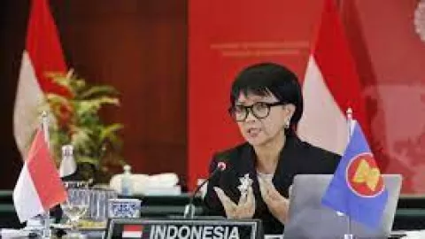 Menlu Retno Tekan Junta Militer Myanmar, Indonesia Turun Tangan - GenPI.co