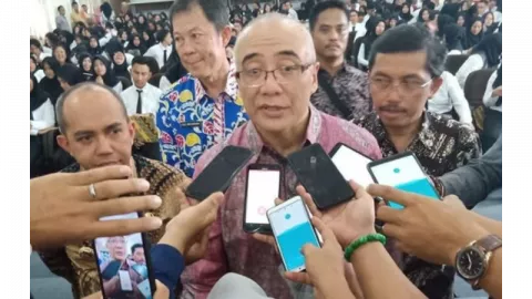 Sudah Dapat SPMT, Kapan PPPK Lolos Seleksi 2019 Mulai Gajian? - GenPI.co