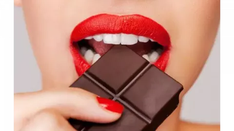 Hari Terakhir! Ladies, Ada Promo Deretan Cokelat di Alfamidi - GenPI.co