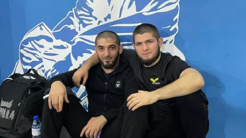 Khabib Nurmagomedov Kecam Aksi Brutal di Masjid Al Aqsa - GenPI.co