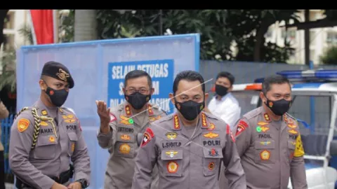 Gebrakan Maut 100 Hari Kerja Listyo Sigit Memang Top, Tetapi... - GenPI.co