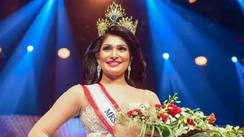 Nahas, Juara Mrs Sri Lanka 2021 Direbut Paksa Hingga Terluka - GenPI.co