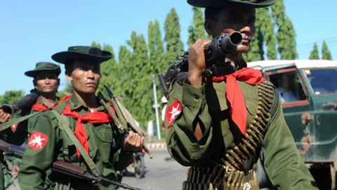 Militer Myanmar Sulit Dilawan, Dunia Butuh PBB dan China  - GenPI.co