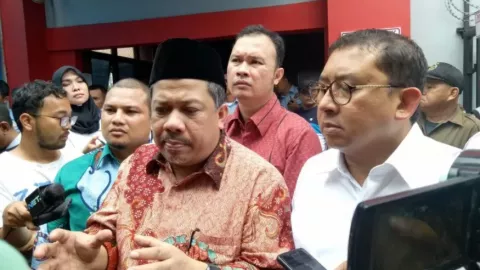 Bom Makassar Bikin Fahri Hamzah Marah, Ramadan Ikut Disebut - GenPI.co