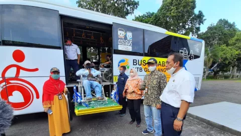 Luar Biasa! DAMRI Hadirkan Bus Ramah Disabilitas untuk Warga NTB - GenPI.co